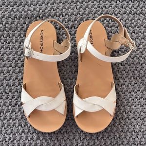 Nordstrom little girl white sandals. Size 12.